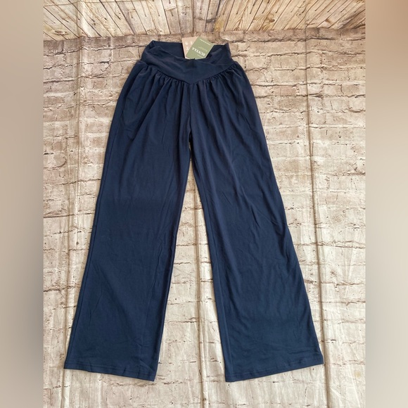 NWT SUNYAA Tommy control navy V cross high waist wide leg yoga pant  2 XL, M. - Picture 5 of 14